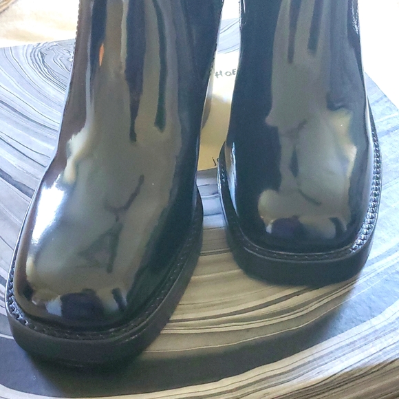 NWT Jeffery Campbell - Picture 6 of 9